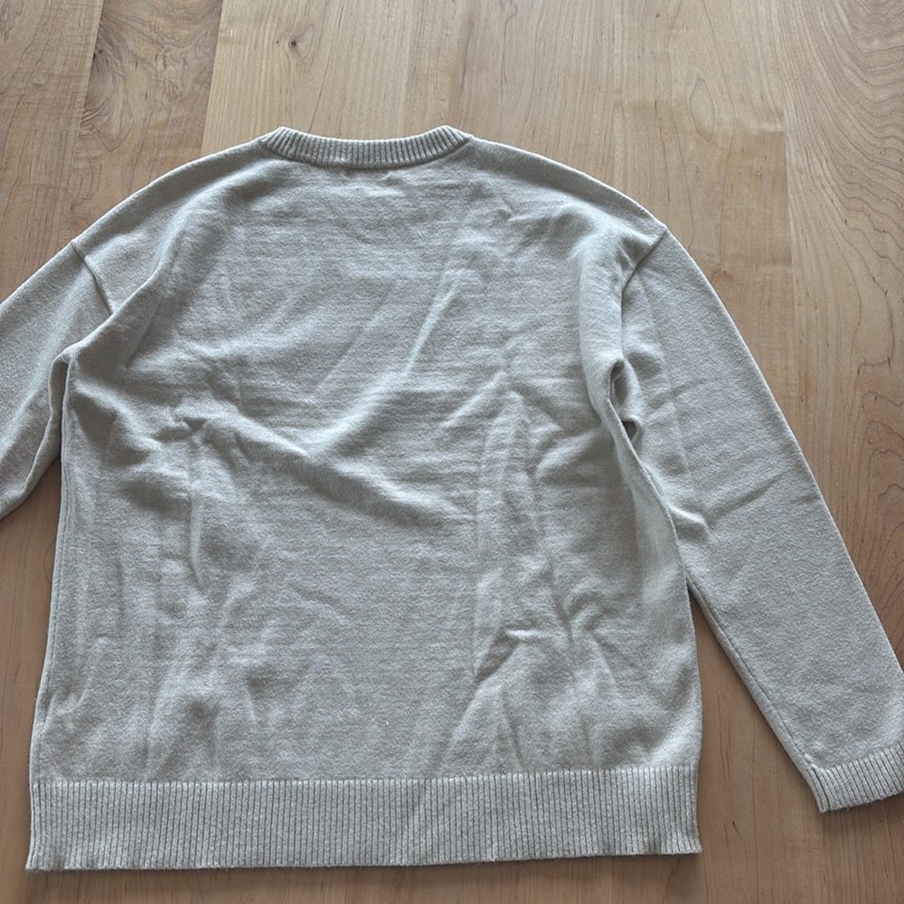 Cream Sweater - Picture 6 of 7